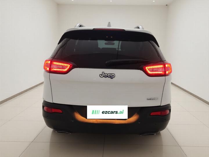 Cherokee 2016 2.4L Leading photo 3