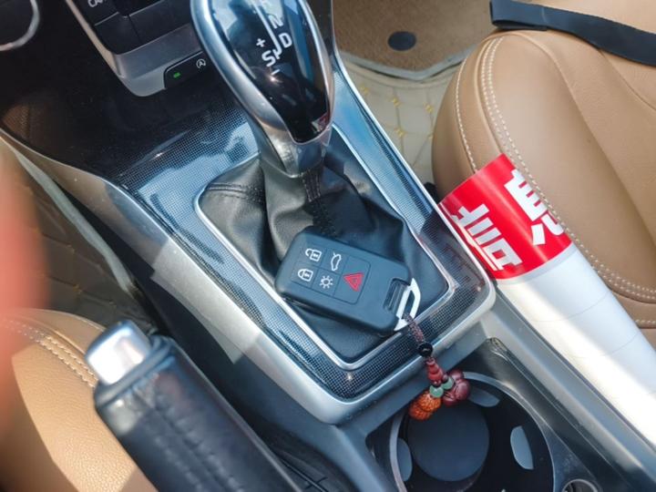 V40 2019 T3 photo 8