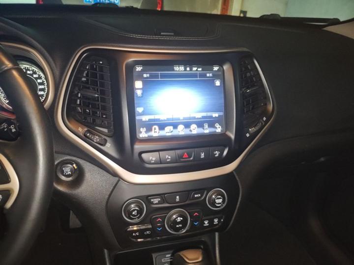 Cherokee Imported 2014 2.4L Luxury photo 5