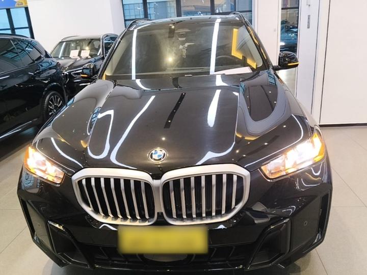 X5 2023 xDrive 30Li Exclusive M M Sport Night Package photo 2