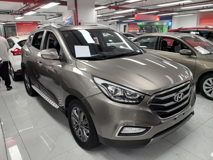 ix35 2015 2.0L AT RWD Smart IV photo 3