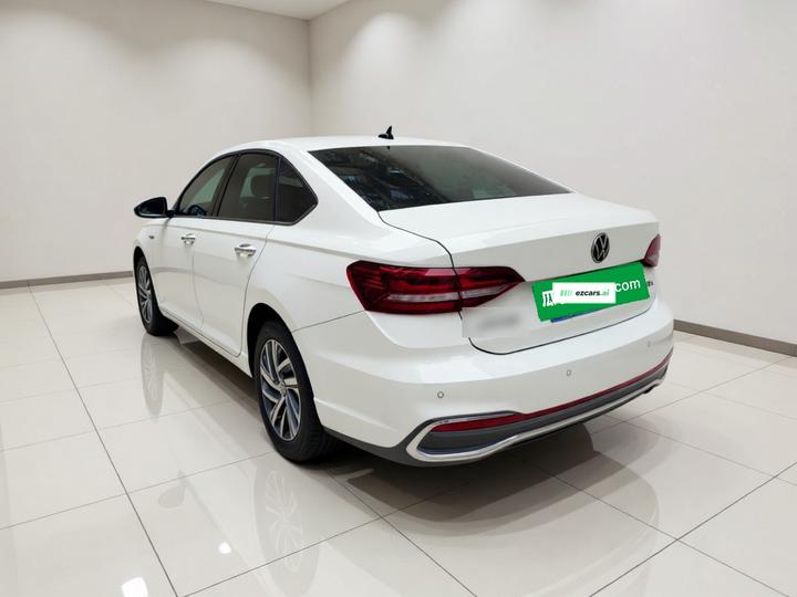 Lavida 2023 Facelift 1.5L AT photo 4
