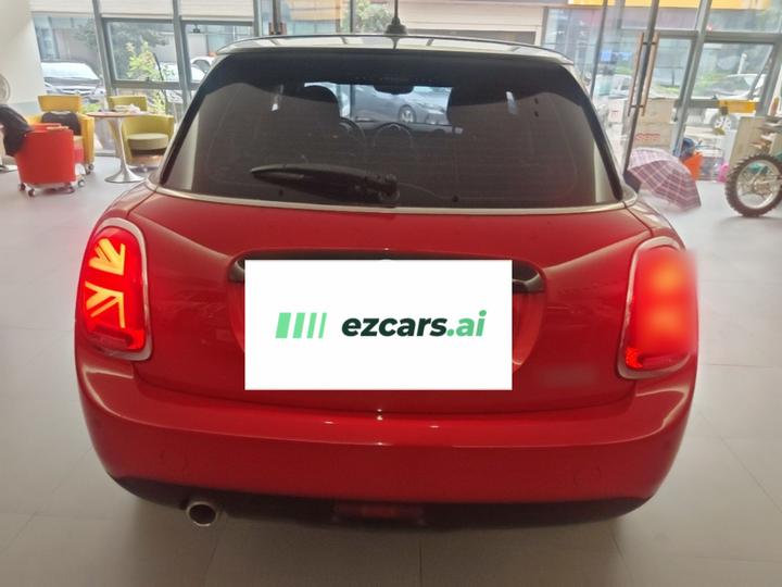 2019 1.5T COOPER Classic 5-Door photo 5