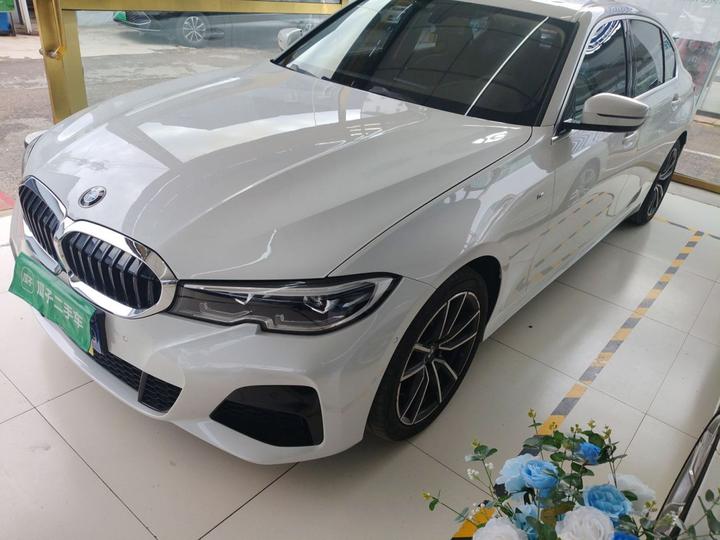 3 Series 2021 320Li M Sport Package photo 2