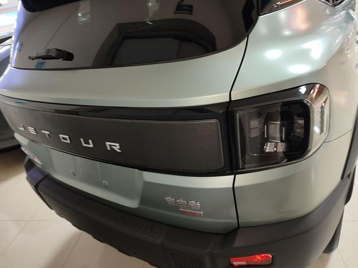 2025 2.0TD XWD photo 5