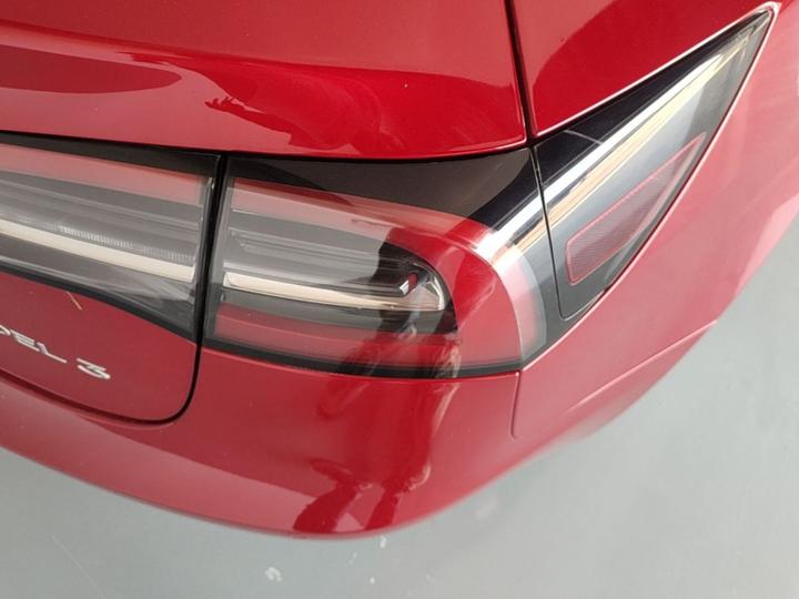 Model 3 2022 RWD photo 7