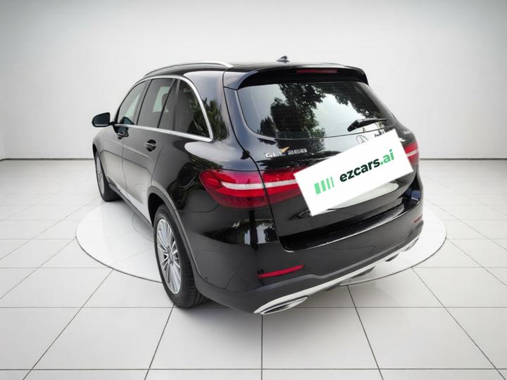 GLC 2017 GLC 260 4MATIC Dynamic photo 4