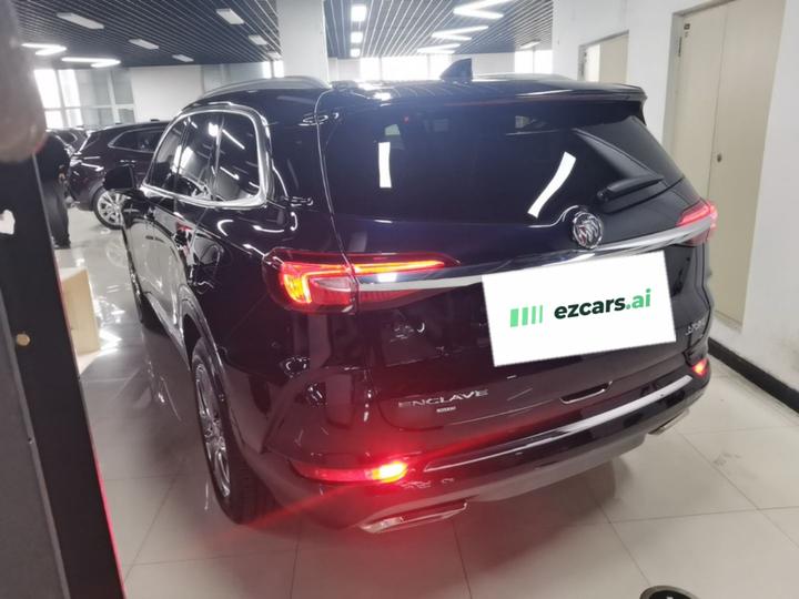 2020 28T AWD Premium photo 4