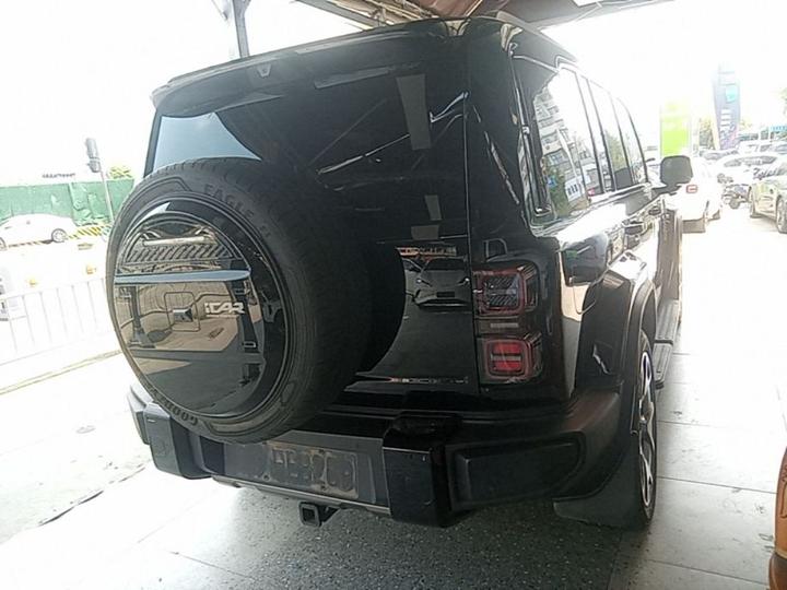 iCAR V27 2026 200KM AWD 700 photo 4
