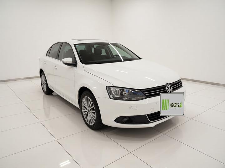 Sagitar 2014 Facelift 1.4TSI AT Flagship photo 3