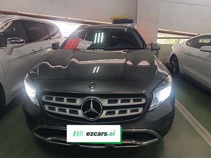 GLA 2017 GLA 200 Dynamic photo 2