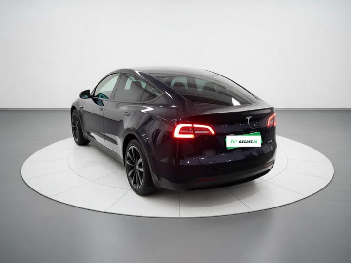 Model Y 2023 RWD photo 4
