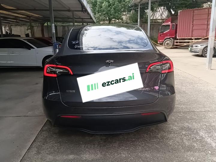 Model Y 2022 RWD photo 5