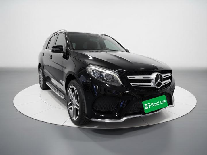 GLE-Class Parallel Import GLE 400 4MATIC photo 3