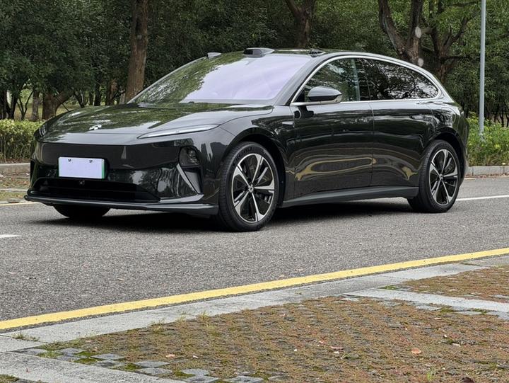 ET5T 2024 75kWh Touring