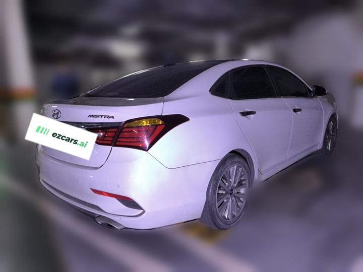 Mistra 2016 1.8L AT Premium DLX photo 4