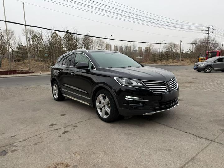 MKC 2019 2.0T RWD Exclusive China VI photo 4