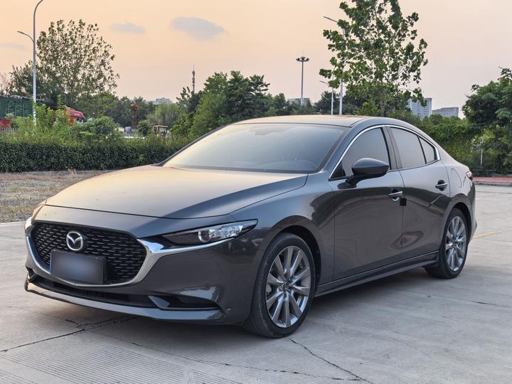 3 Axela 2021 2.0L AT