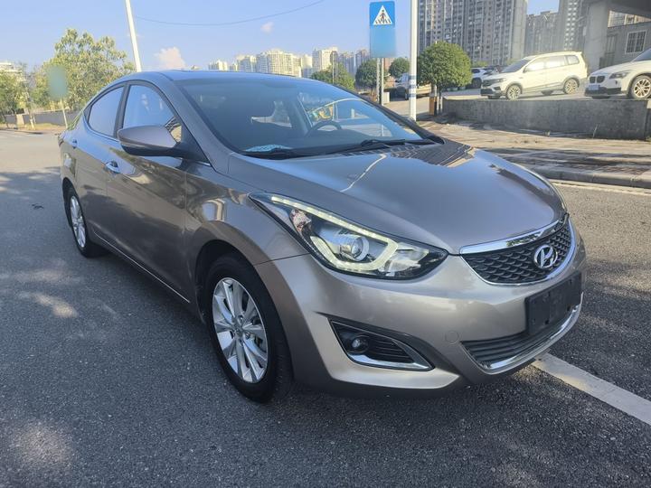 Elantra 2016 1.6L AT Premium photo 3