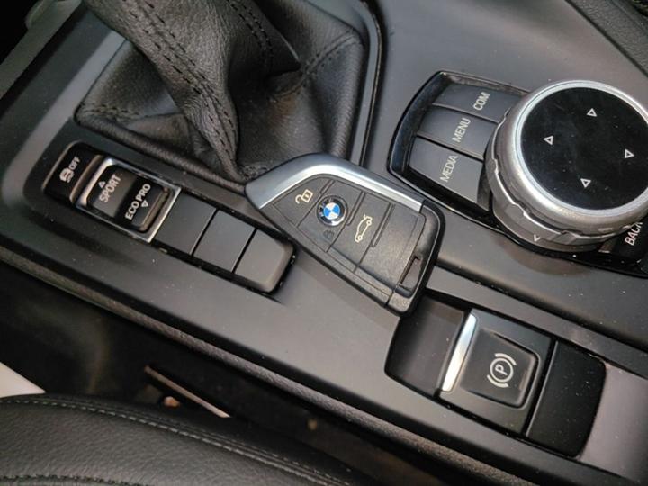 X1 2018 sDrive20Li Leading photo 8