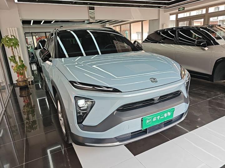 ES6 2020 600KM Sport photo 3