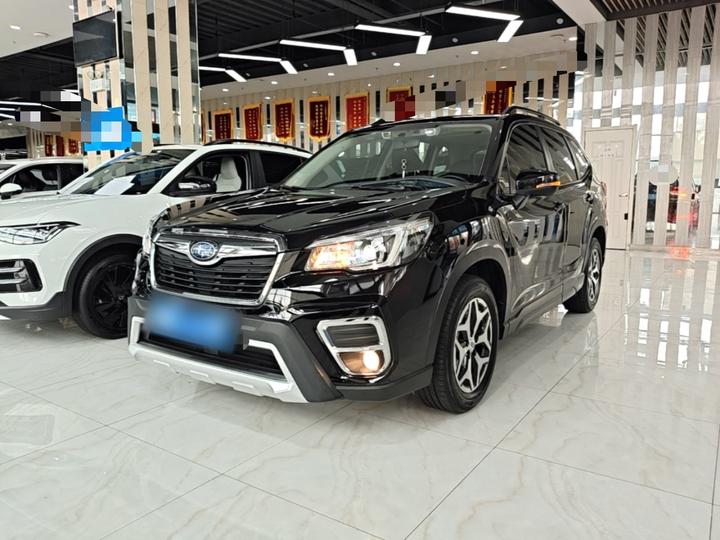 Forester 2019 2.0i Luxury EyeSight