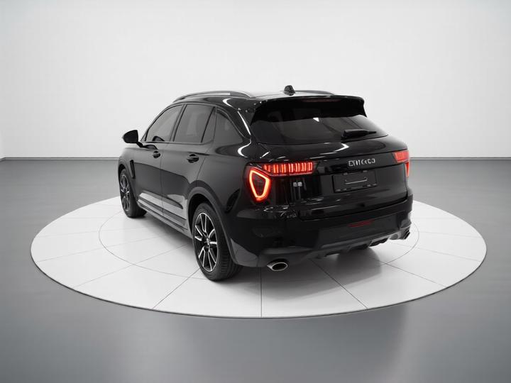 01 2021 2.0TD RWD Pro photo 4