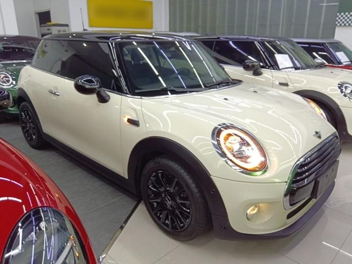 2018 1.5T COOPER Classic photo 3