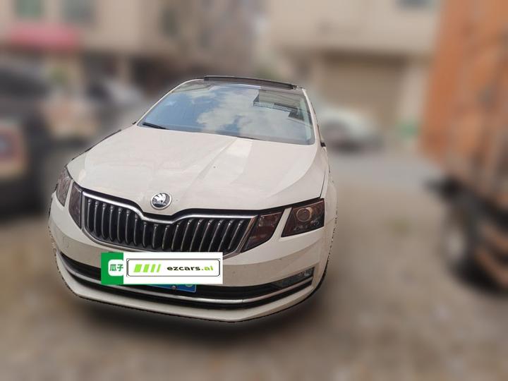 Octavia 2019 1.5L AT Luxury China VI photo 2