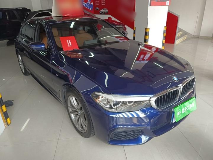 5 Series Imported 2019 Facelift 525i M Sport Package photo 3