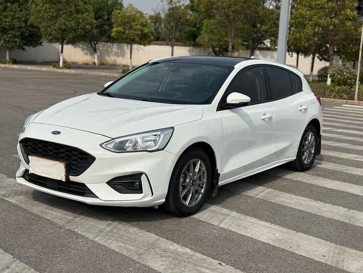 Focus 2020 Hatchback EcoBoost 180 AT