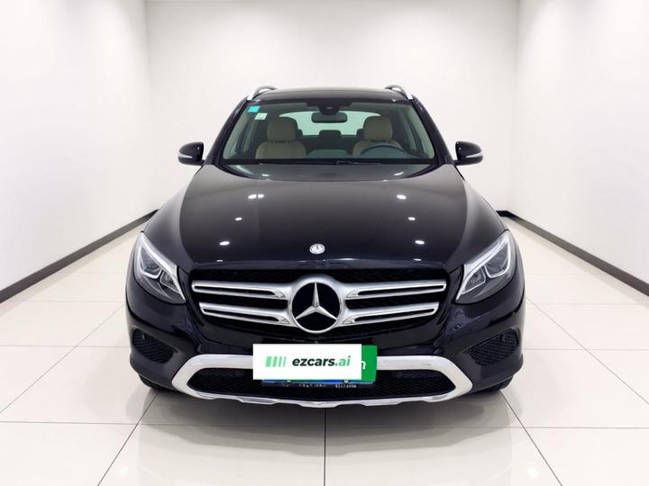 GLC 2016 GLC 200 4MATIC photo 2