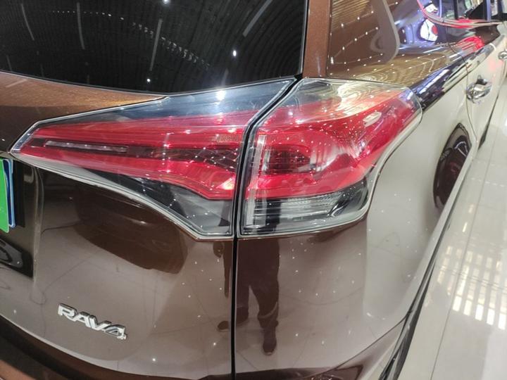 RAV4 2016 2.0L CVT RWD China V photo 7