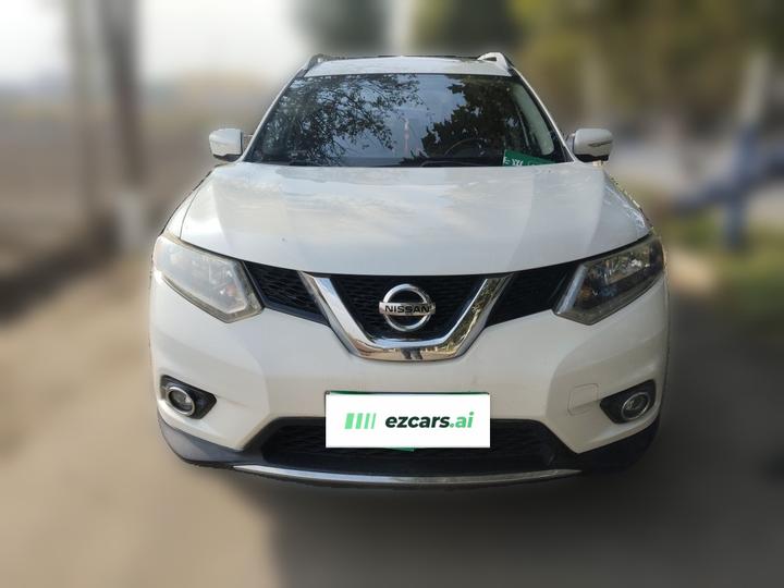 X-Trail 2015 2.0L CVT Comfort MAX 2WD photo 2