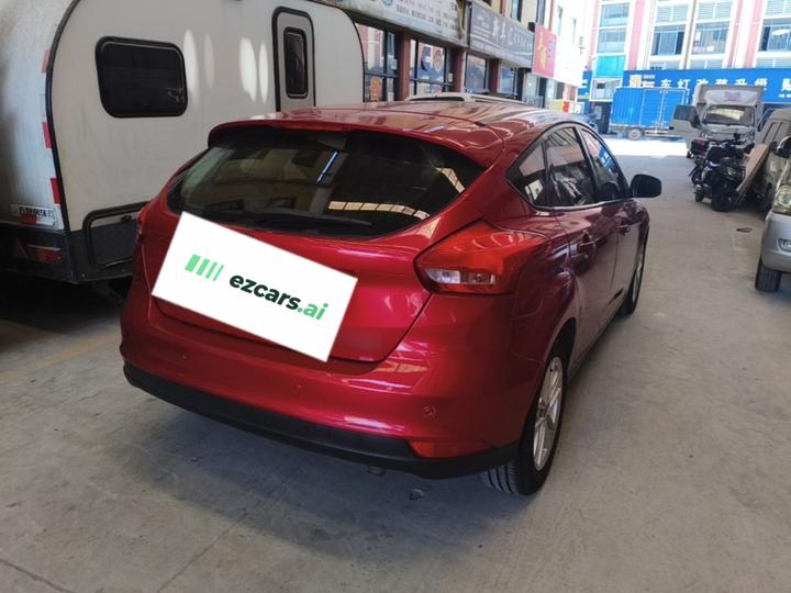 Focus 2015 Hatchback 1.6L AT photo 4