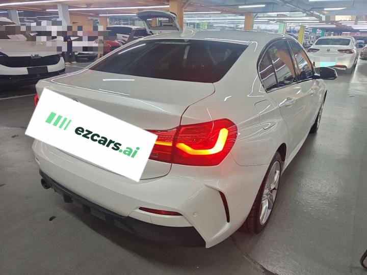 1 Series 2019 118i M Sport Package photo 6
