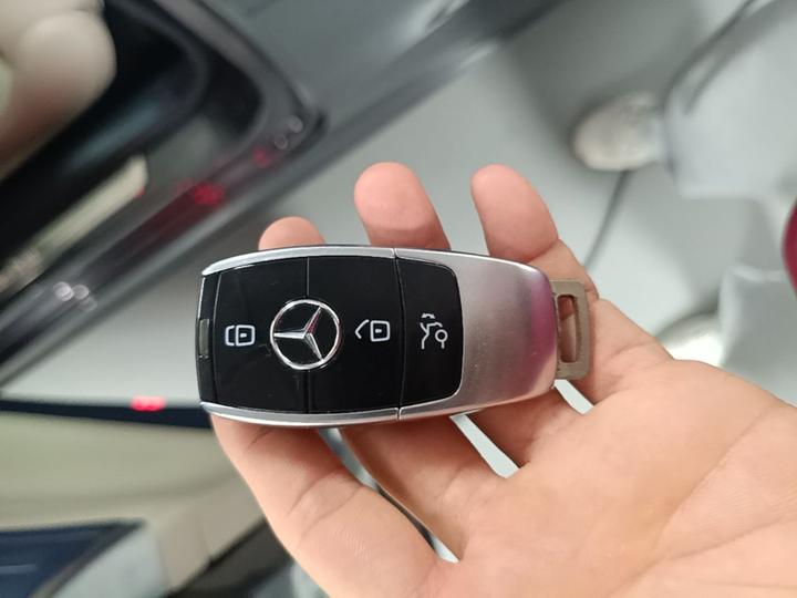 E-Class Imported 2021 Facelift E 260 Convertible Coupe photo 8