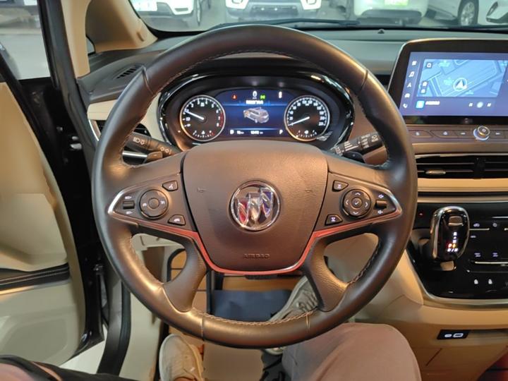 GL8 2023 Facelift Luxury photo 4