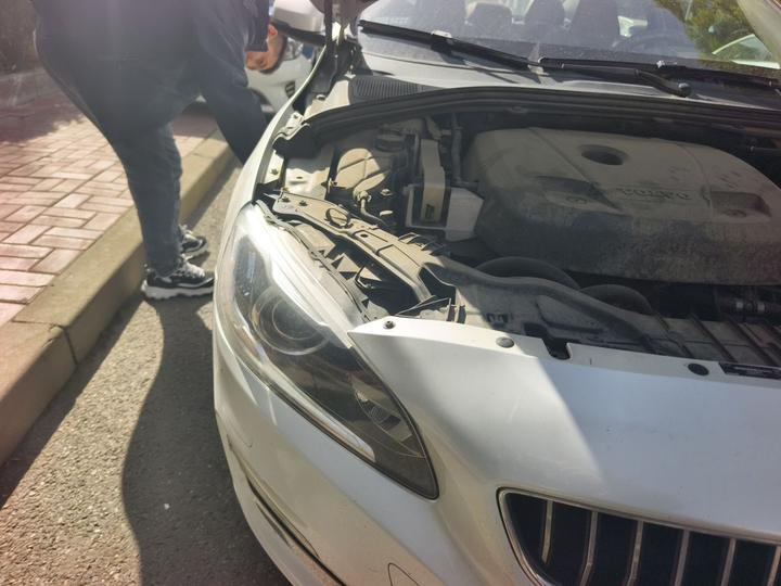 S60 2018 S60L T4 Progressive photo 7