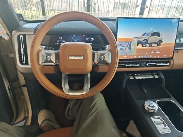 iCAR V27 2026 200KM AWD 700 photo 6