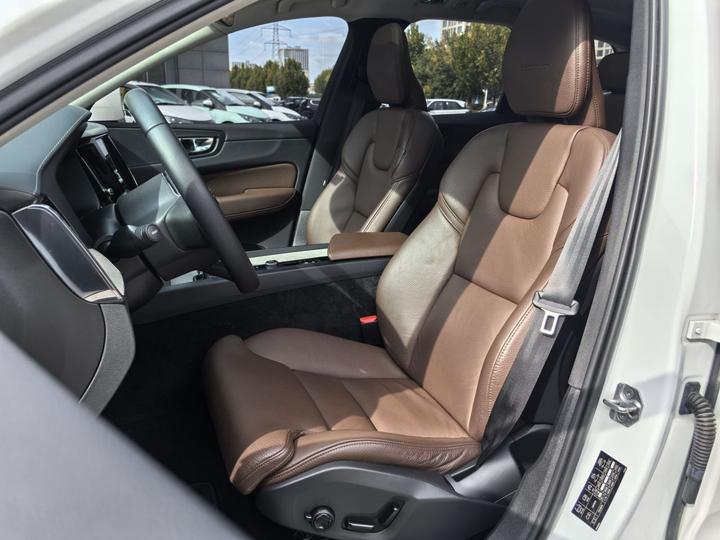 XC60 2020 T5 AWD Luxury photo 7