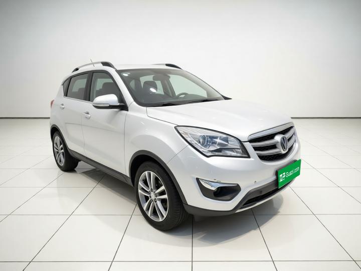 CS35 2016 1.6L MT Luxury China V photo 3