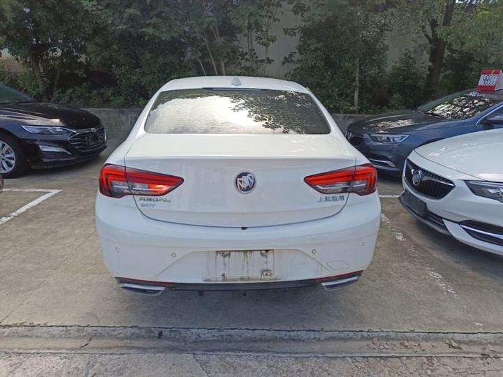 Regal 2019 20T Elite China VI photo 3