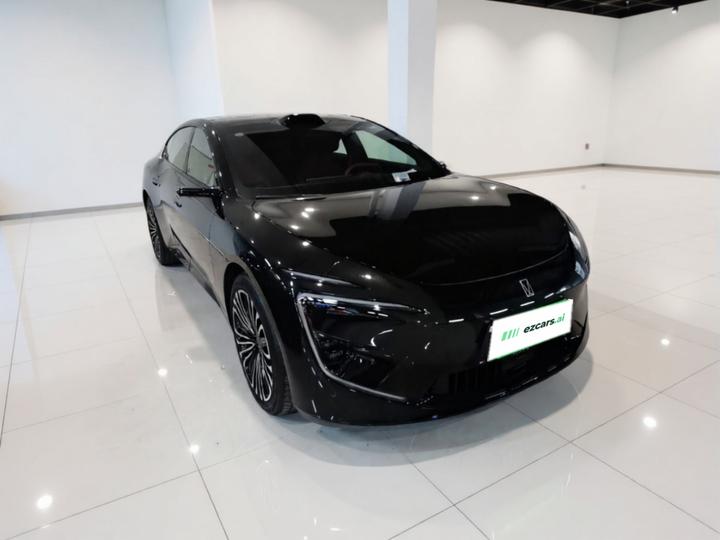 12 2026 Facelift Ultra EV photo 3