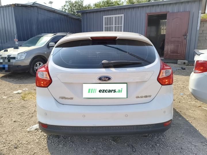 Focus 2012 Hatchback 1.6L AT Comfort photo 5