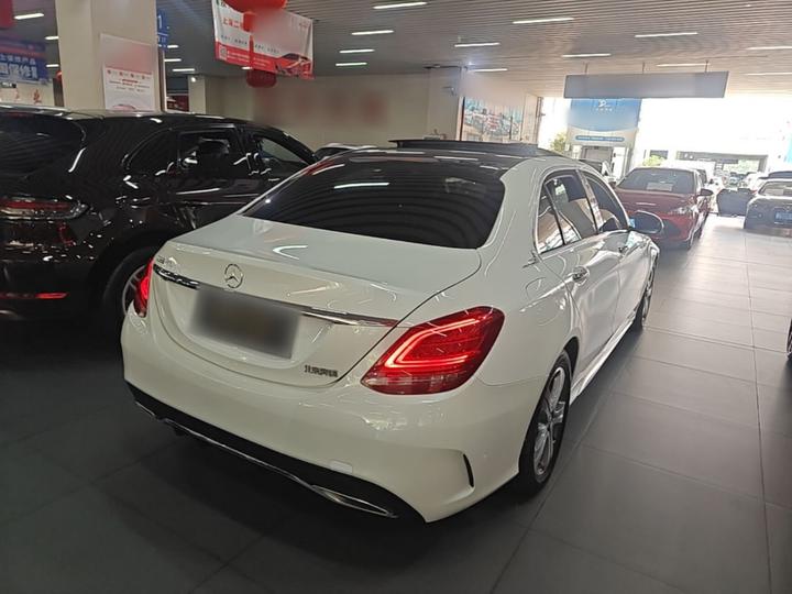 C-Class 2019 Facelift C 260 L Sport photo 4