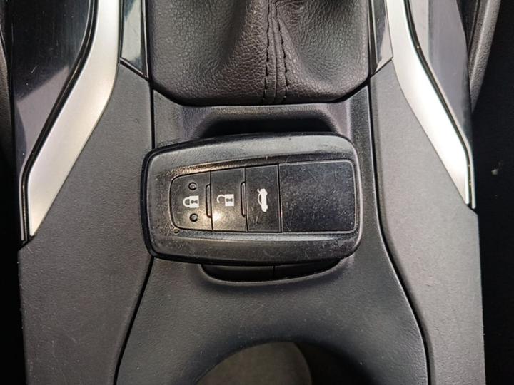 Corolla 2019 1.2T S-CVT GL-i Luxury photo 8