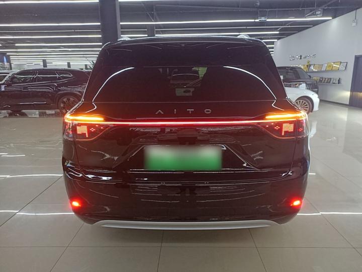 HIMA AITO M9 2024 EREV Max 42kWh 6-Seater photo 5