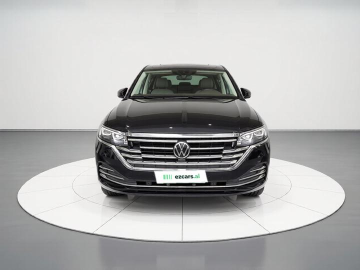 Viloran 2024 380TSI Premium photo 2