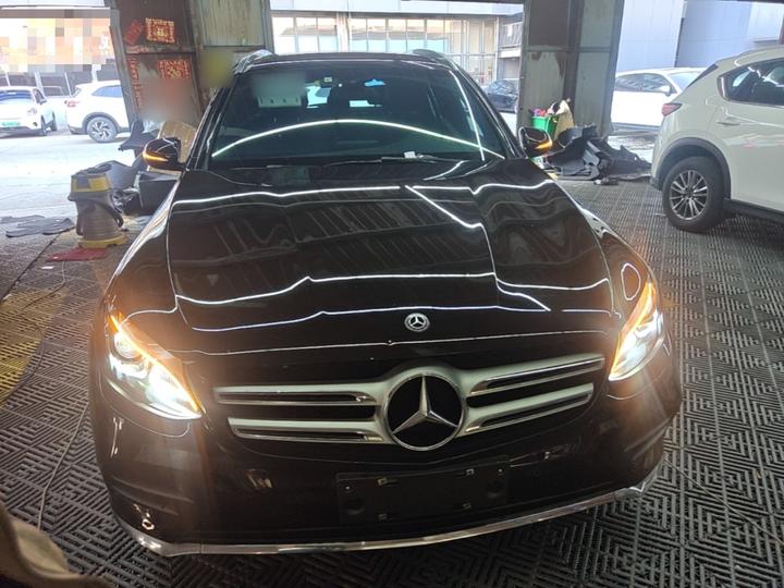 GLC 2019 GLC 260 L 4MATIC Dynamic photo 2